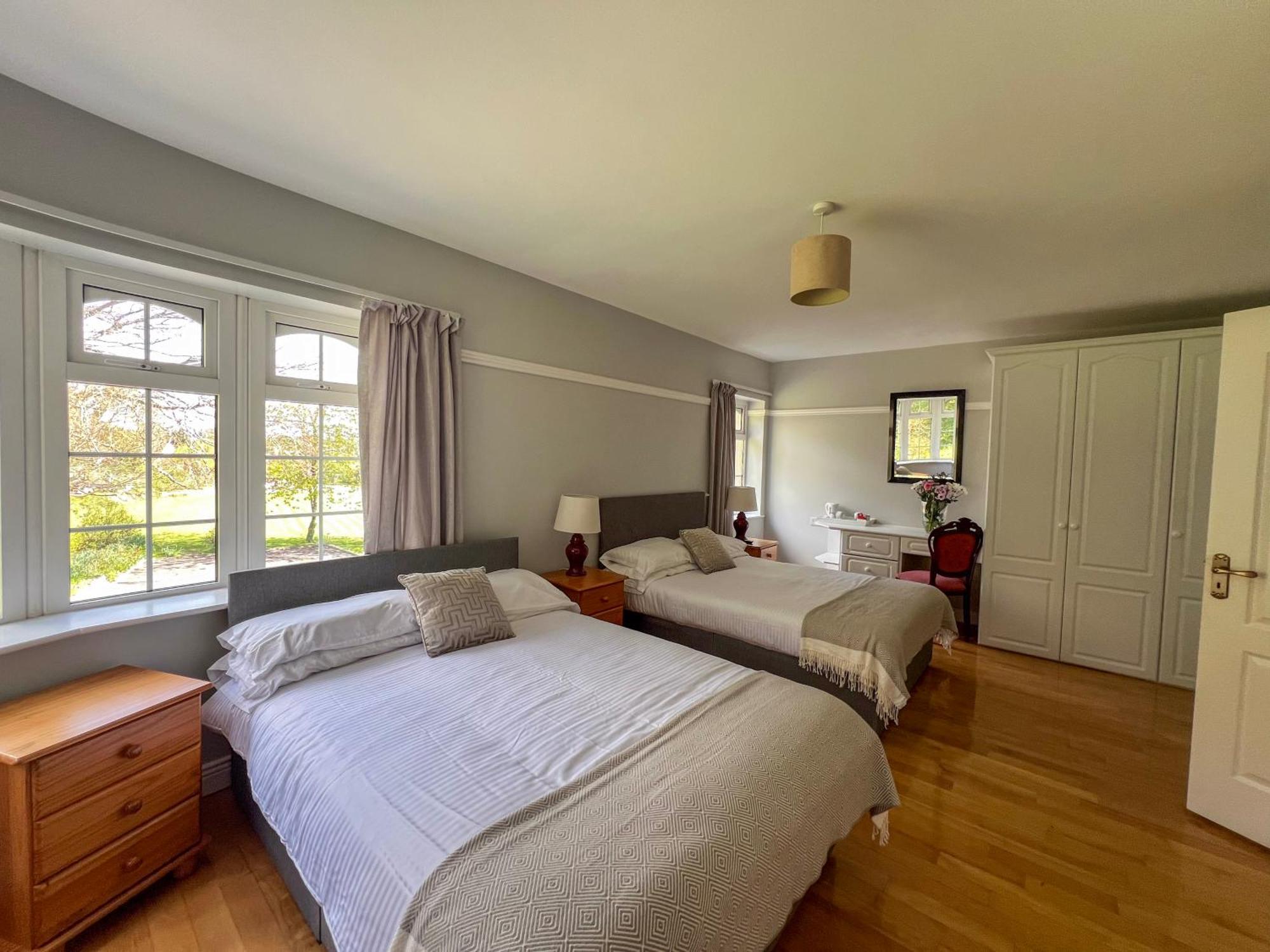 Woodville Lodge Guesthouse Killarney Buitenkant foto